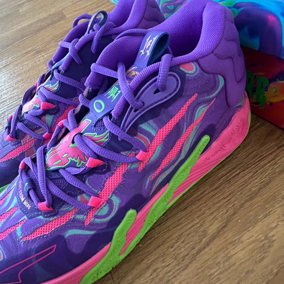 LaMelo Ball Puma MB01 Basketball sneakers - Picture 3 of 8